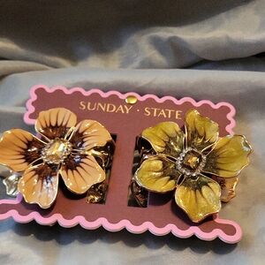 Floral Gem Hair Clips - Olive and Cream Brown Brand New TL M